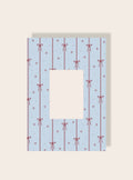 Streifen Print mit Schleife blau Passpartout A4